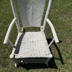 Vintage White Rocking Chair 
