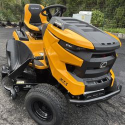 Cub Cadet ST54” Ride On Mower 
