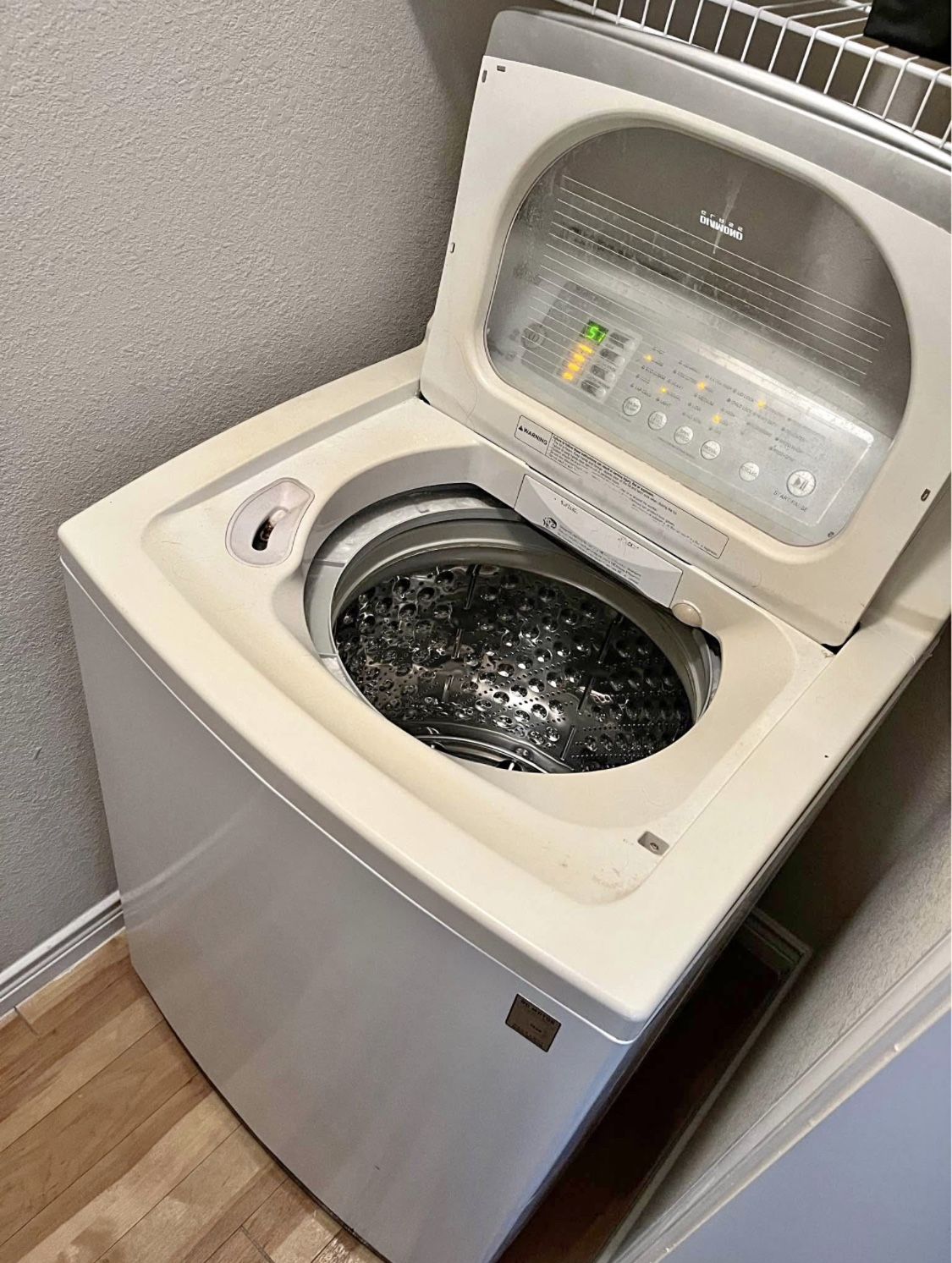 LG Electric Washer & Dryer