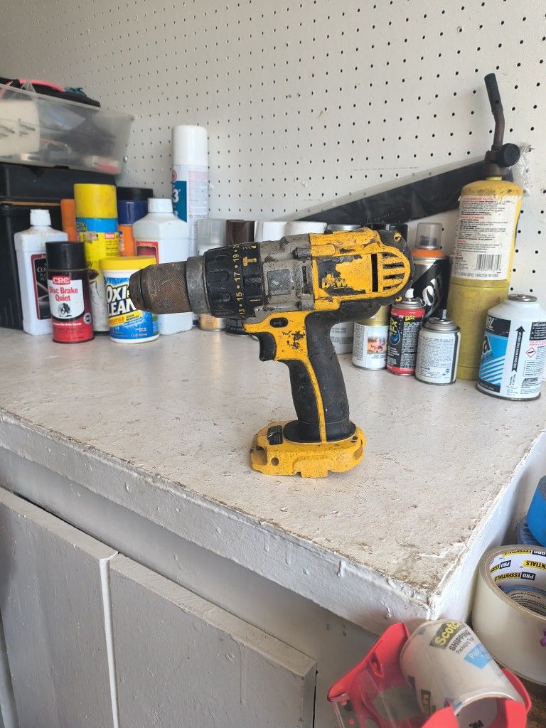 DeWalt Drill. 80 With Battery And Charger