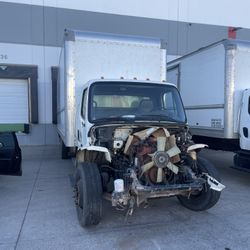 2015 Freightliner M2 For Parts 