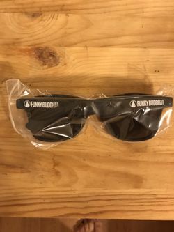 Funky Buddha sun glasses