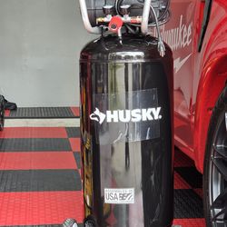 New HUSKY 20 Gal. 200 PSI Oil Free Portable Vertical Electric Air Compressor