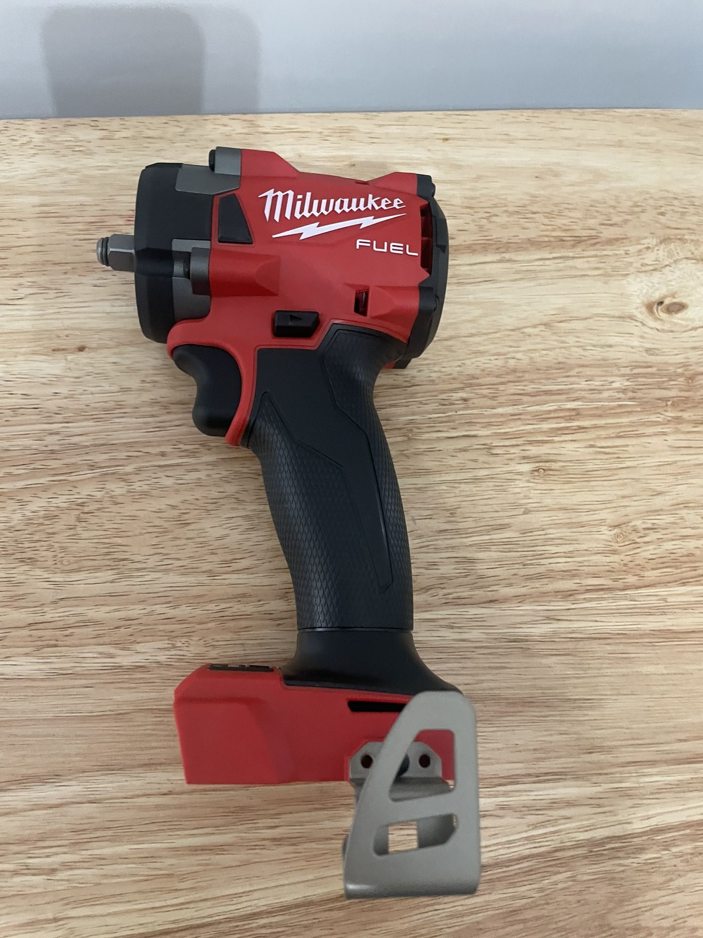 New 3/8” Milwaukee Compact Impact W/Friction Ring (Tool only Solo Herramienta)
