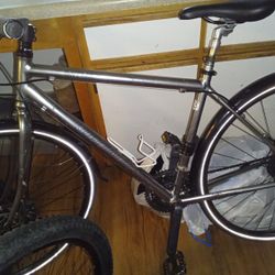 Specialized Sirius Bicycle 