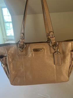 Preowned Beautiful Coach Handbag 