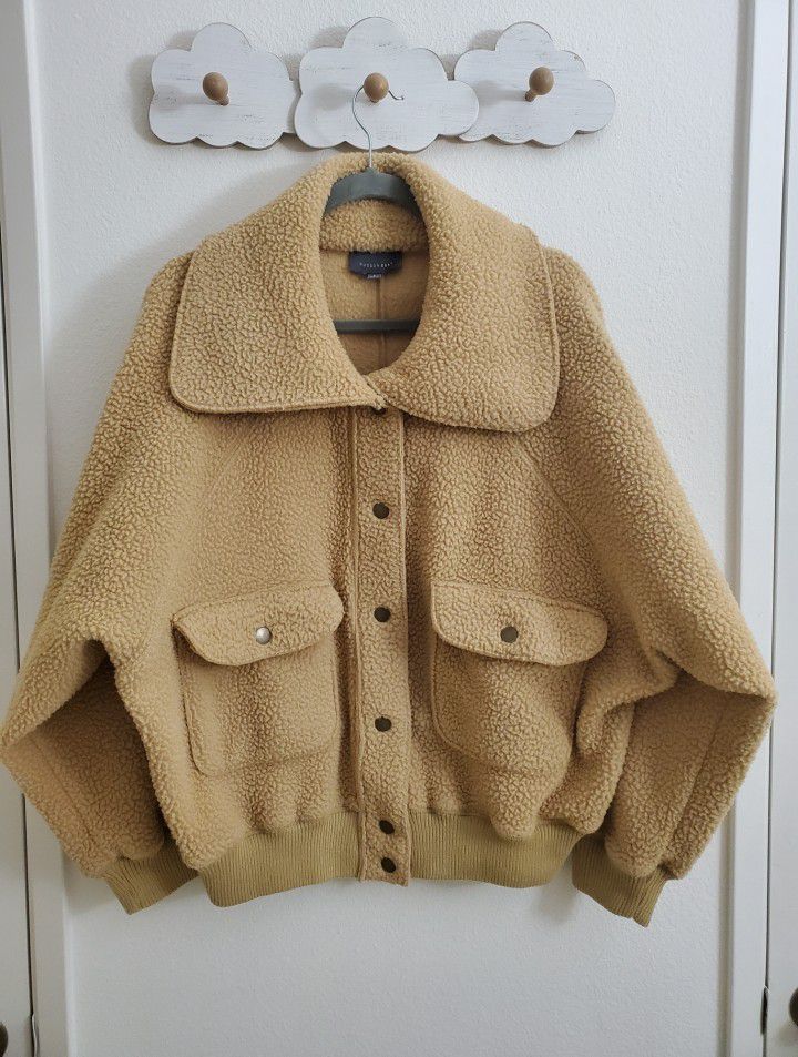 Oversized Collar Tan Teddy Sherpa Button Jacket Large Fits XL & XXL