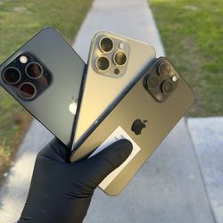 iPhone 15 Pro Max Factory Unlocked / International / Mexico