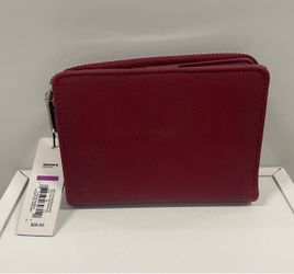 NWT Apt 9 Ladies Indexer Wallet