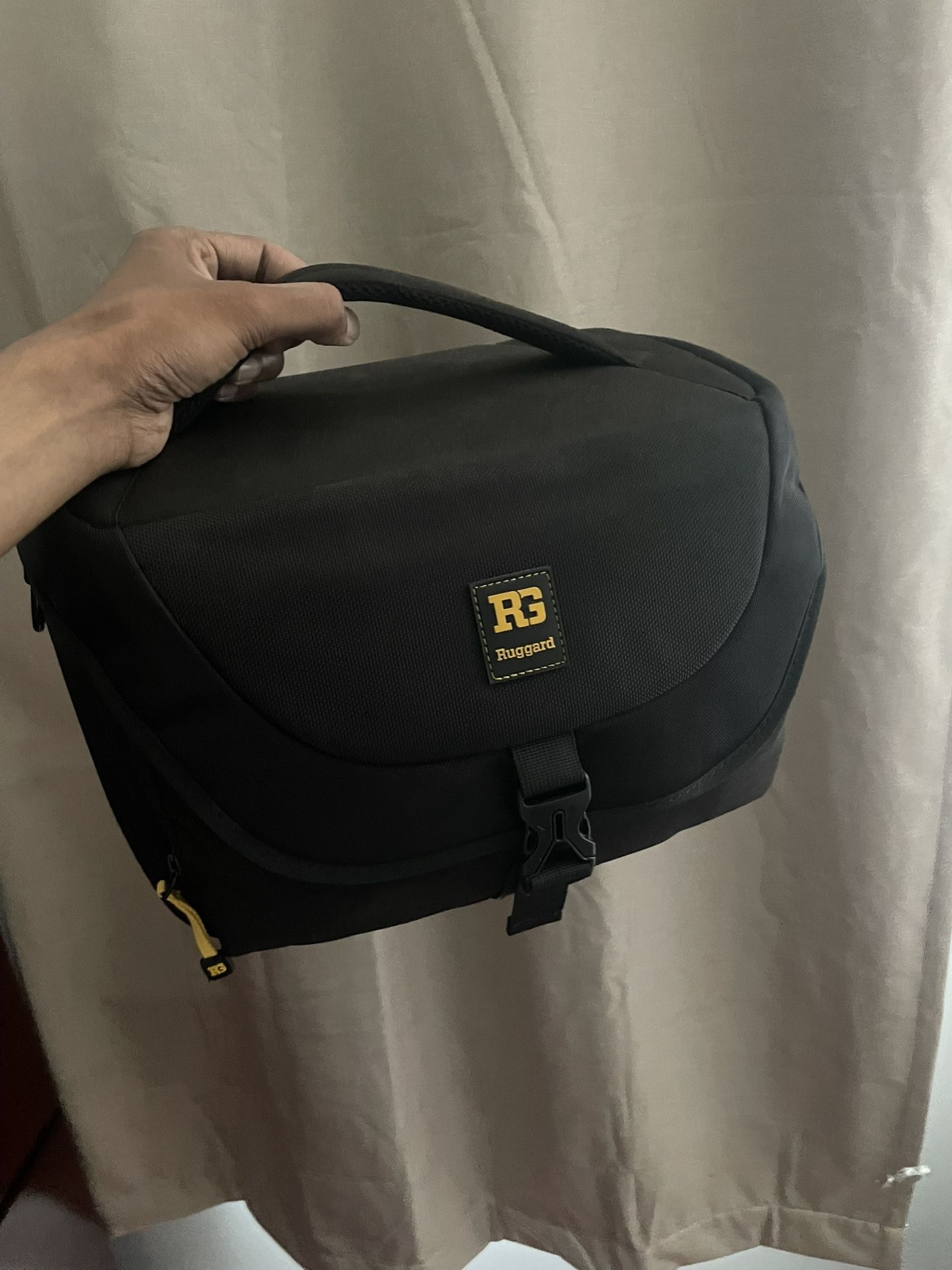 Ruggard Canon DSLR Bag