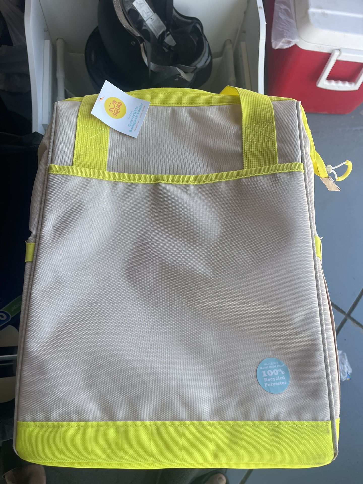 24 Cans/20.4qt Backpack Cooler - Sun Squad™