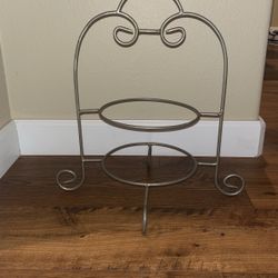 Metal 2 - Tiered Cake Stand