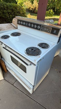 Electric Stove, washer and dryer FREE