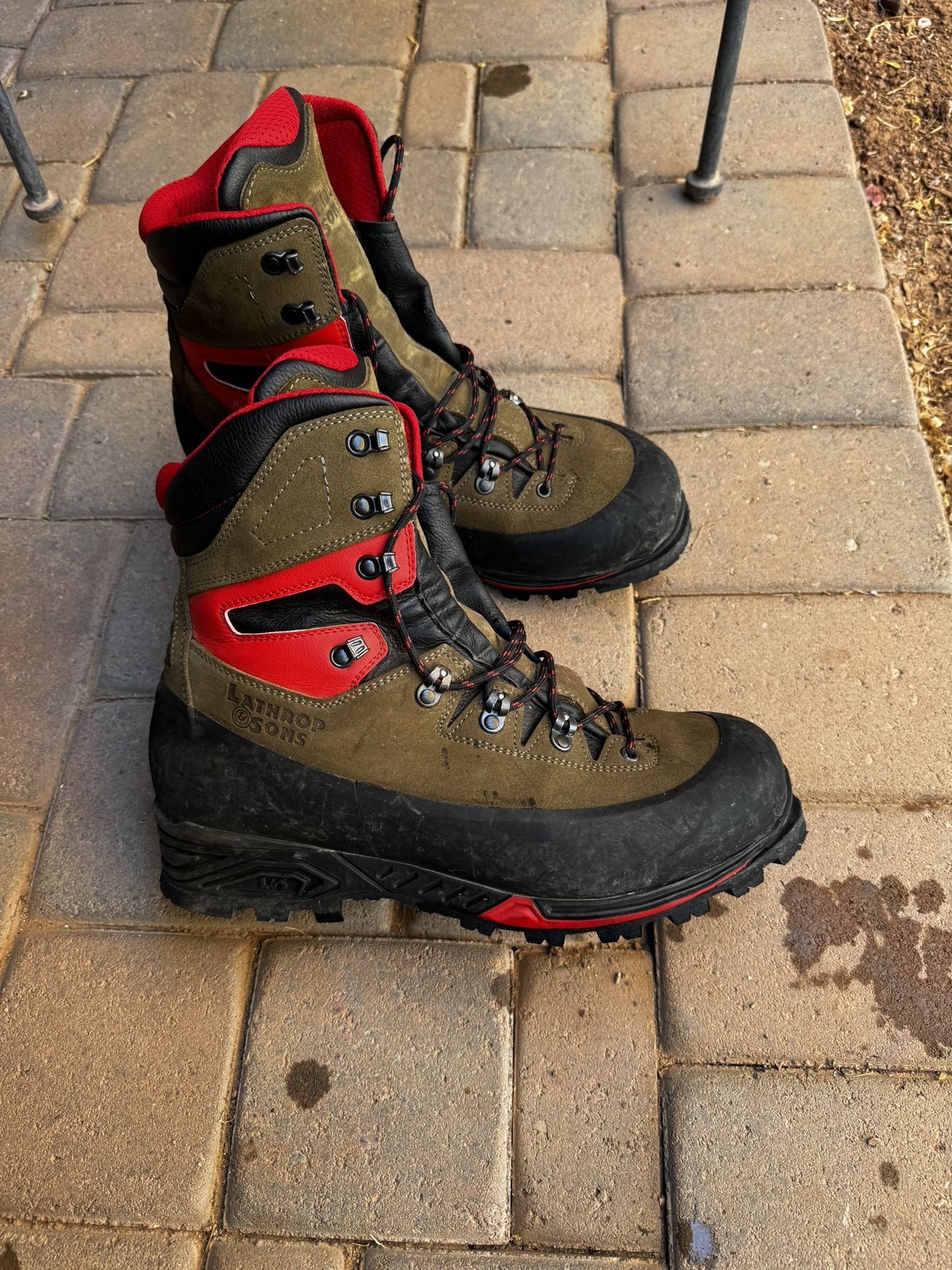 Lathrop & Sons Mountain Hunter Boots