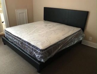 King Bed with Pillowtop Mattress !!Brand New Free Delivery