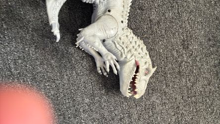 Jurassic World Indominus Rex has Bros