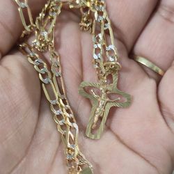 Shiny 10k Italian gold Figaro Mother's Day gift i