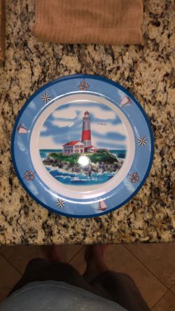 Qty. 8 / 10” Plastic Dinnerware Lighthouse Design 