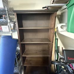 Free wood shelf