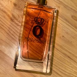 Dolce And Gabbana Q 