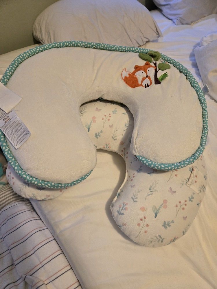 Baby Feeding & Support Pillows