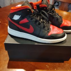 Air Jordan 1 Mid (GS)