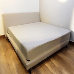 Room & Board - Mid Century Modern Ella King Size Bed - Mattress 