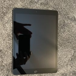 iPad 7th Gen - 32gb