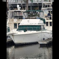 TROJAN  1987 F-36 SEDAN BRIDGE 36ft