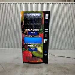 Snacks And Drinks Combo Vending Machine With Credit Card Reader