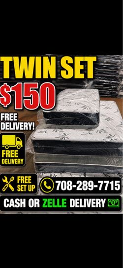 Huge sale for Mattress And Box Twin size #mattress and box 150.$ full 190$ Queen 200$ king 290$. free delivery free set up 708….289…7715… cash or Zell
