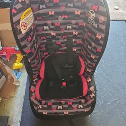 Baby Carseat  In Good Conditions