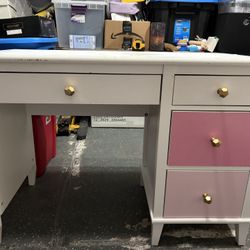 Girls Desk 