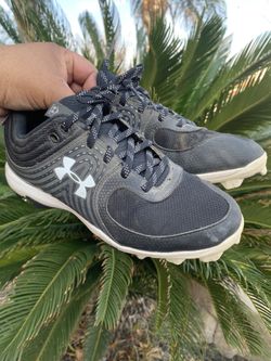 Size 7 Youth Free Cleats