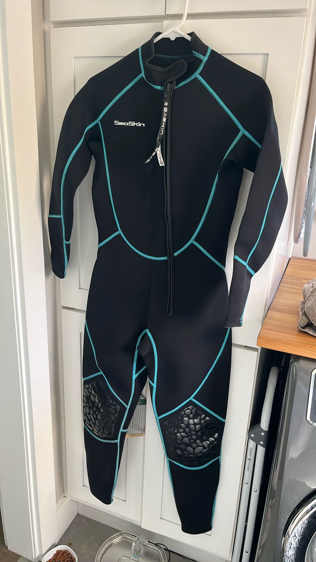Wet Suit
