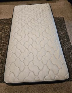 Twin Size Serta Mattress