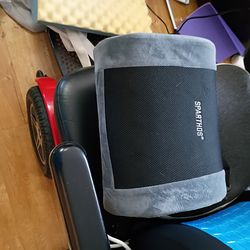 Memory foam lumbar support/with straps