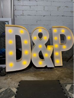 Marquee Letters  D&P
