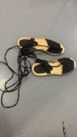 Sandals with ankle strings straps