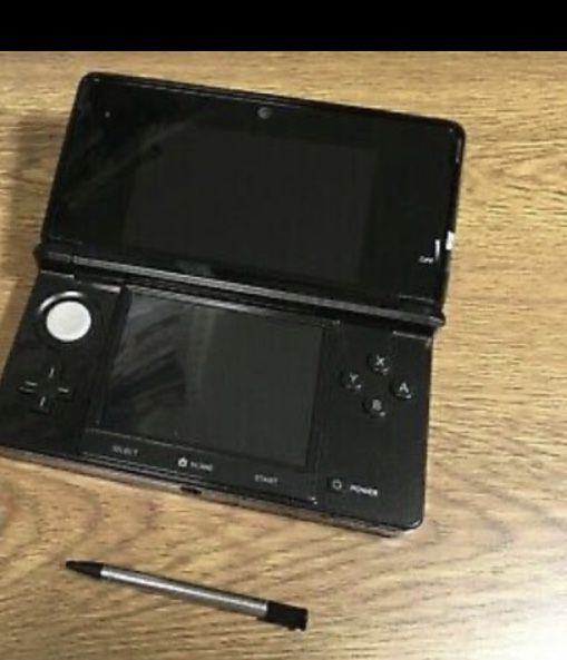 Nintendo 3DS: No charger + 2 Games + Stand