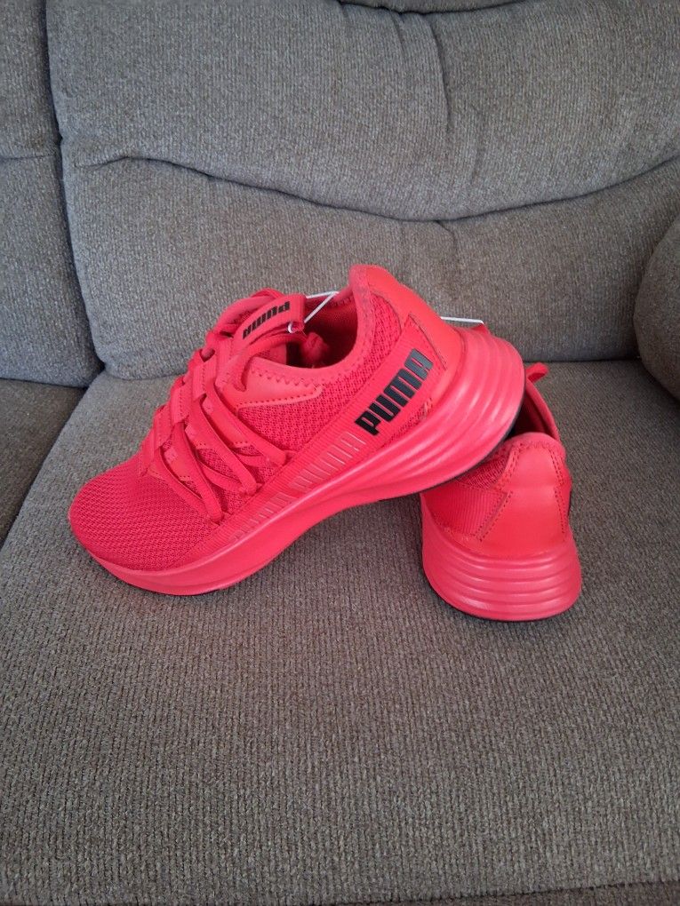 Puma Soft Foam Sneakers 