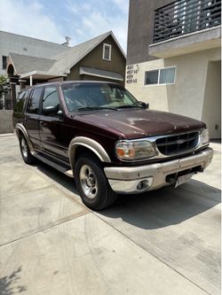 1999 Ford Explorer