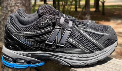 New Balance 1906R “Black/Blue” Size 7