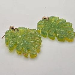 Green Glass Leaf Earrings 