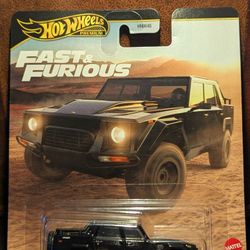 Hot Wheels Lamborghini LM002.