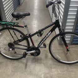 Cannondale Adventure Bicycle 🚴 Excellent Condition!