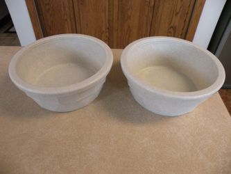 2 Heavyweight Crock Pet Bowls