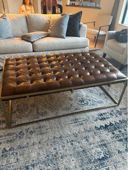 Coffee Table/Ottoman