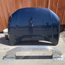 Honda Civic Hood. OEM  (contact info removed)-2024-2025.