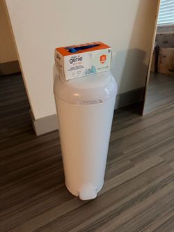 Diaper Genie Platinum Diaper Pail with Refill